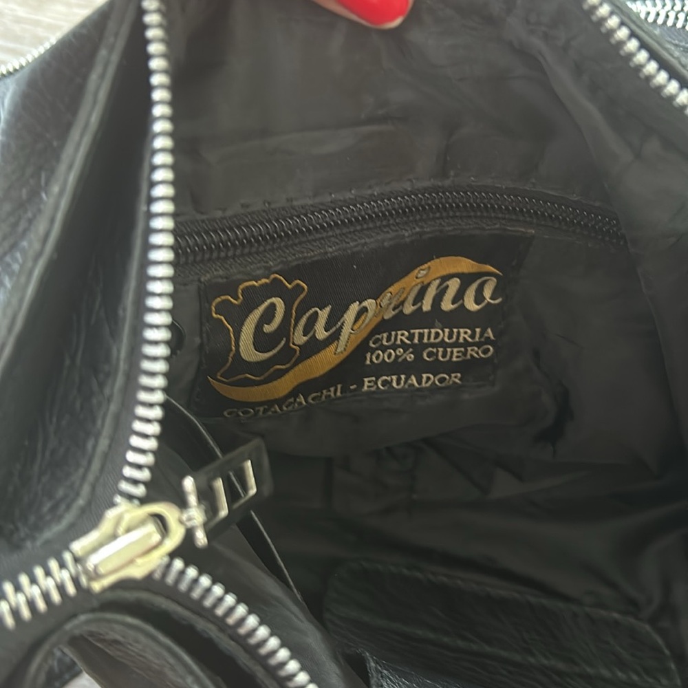 Black bag /murse. 100% leather. Made in Ecuador. - Picture 3 of 11